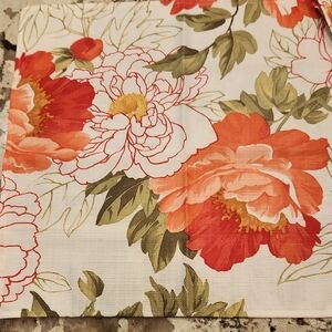 Floral Dining Table Linen